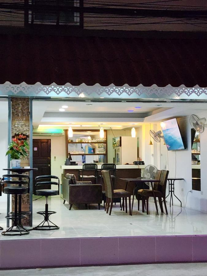 Joy House Jomtien Beach Exterior photo