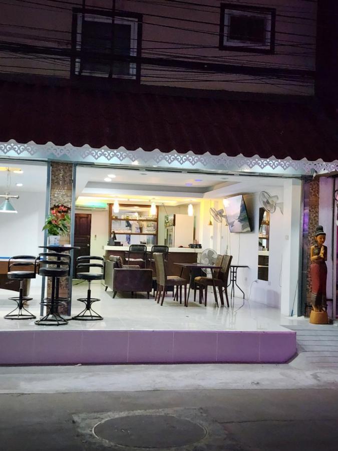 Joy House Jomtien Beach Exterior photo
